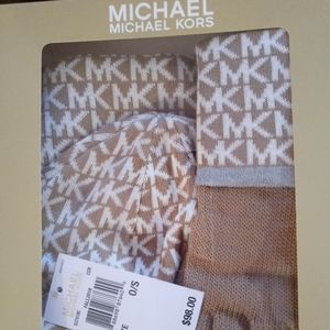Michael kors winter set